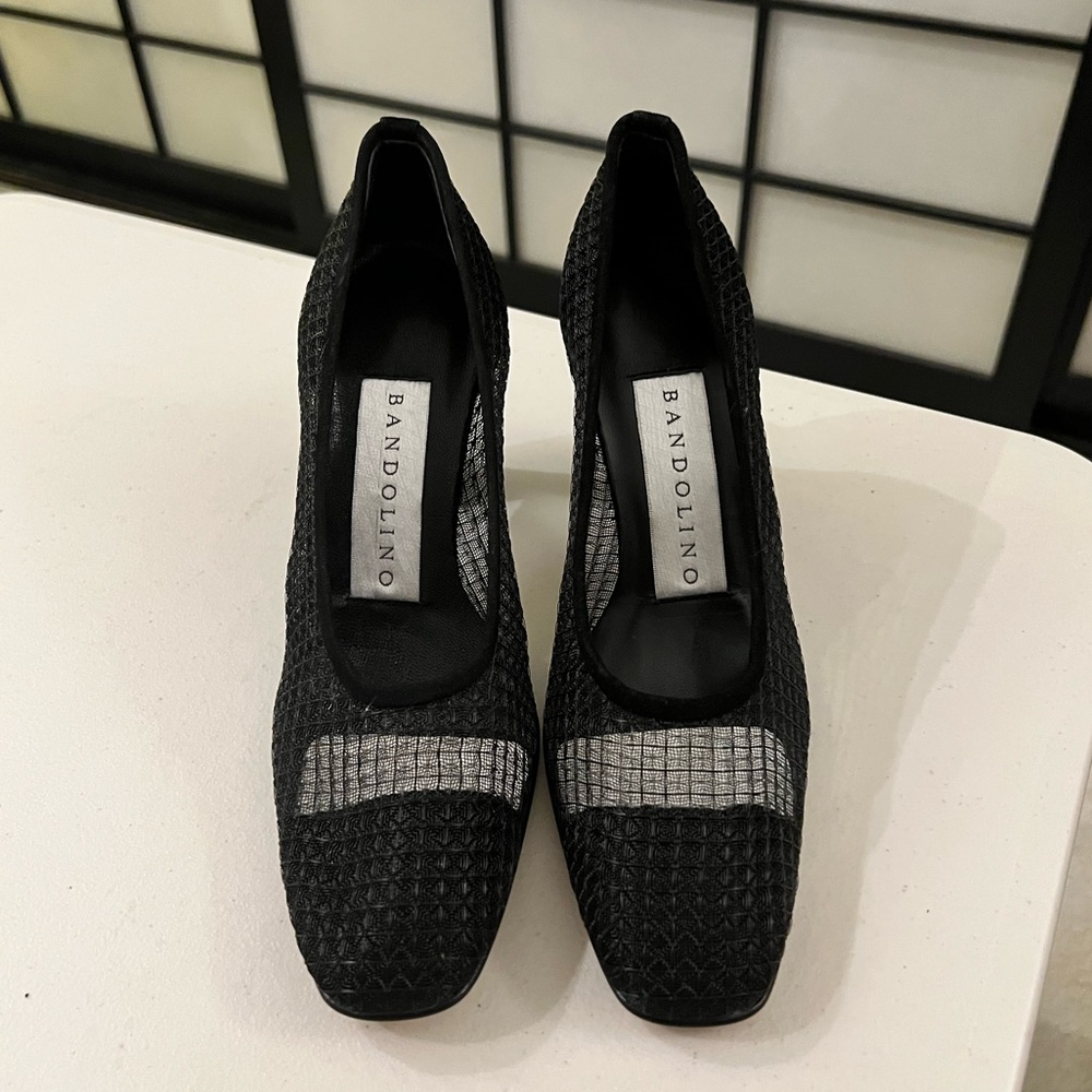 BANDOLINO Size 7 Heels - Never Worn!